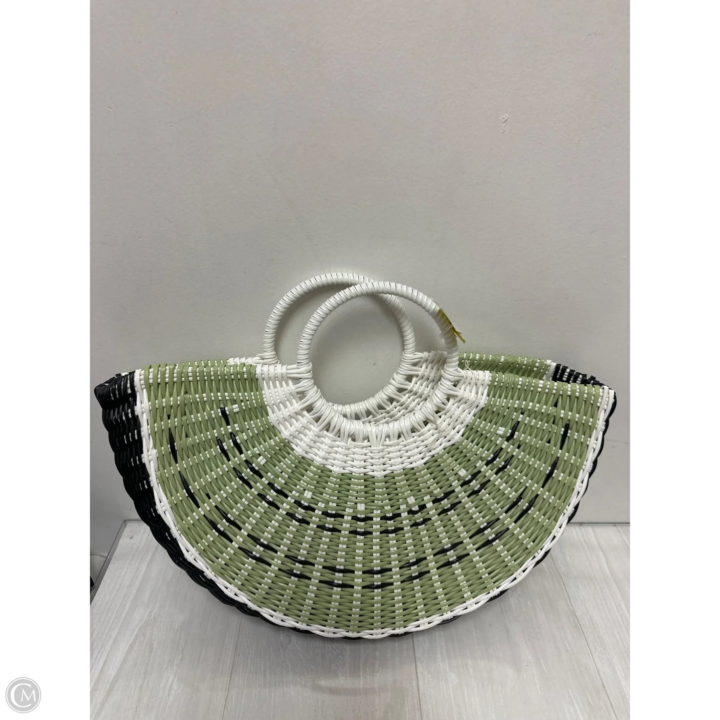 Handbag By Clothes Mentor, Size: Medium