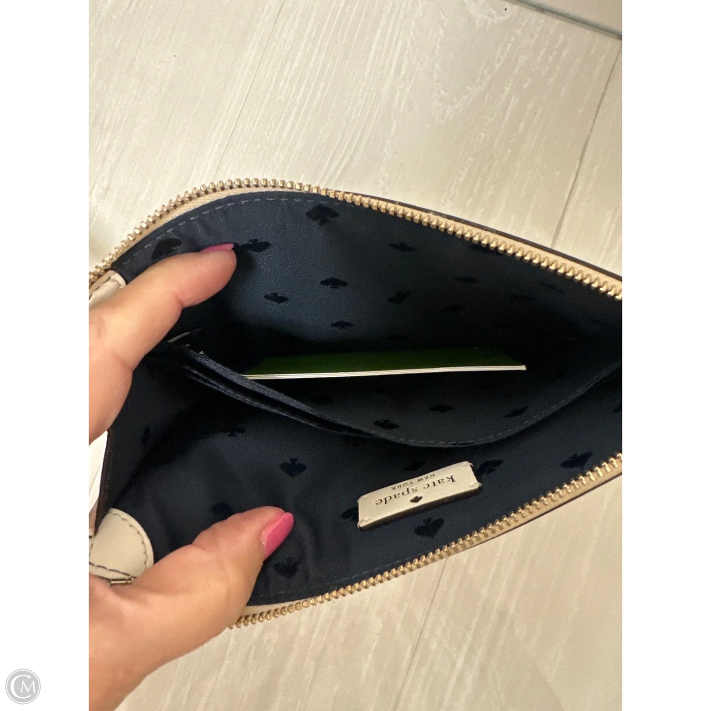 Wristlet Designer By Kate Spade, Size: Medium