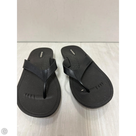 Sandals Flip Flops By Clothes Mentor In Black, Size: 7