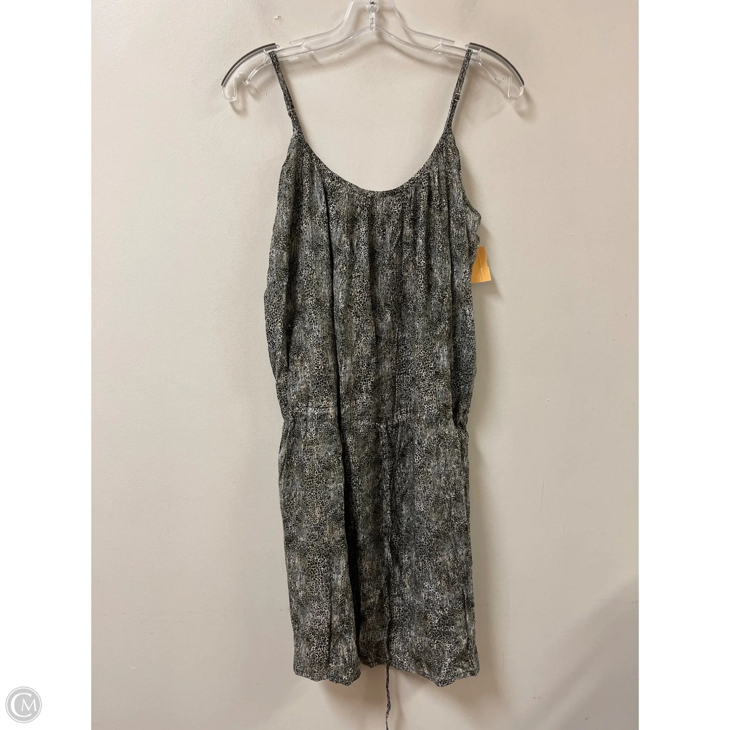 Dress Casual Short By Clothes Mentor In Grey, Size: M
