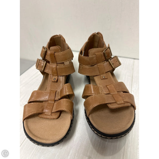 Sandals Flats By Clarks In Brown, Size: 8