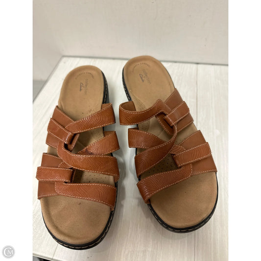Sandals Flats By Clarks In Brown, Size: 12