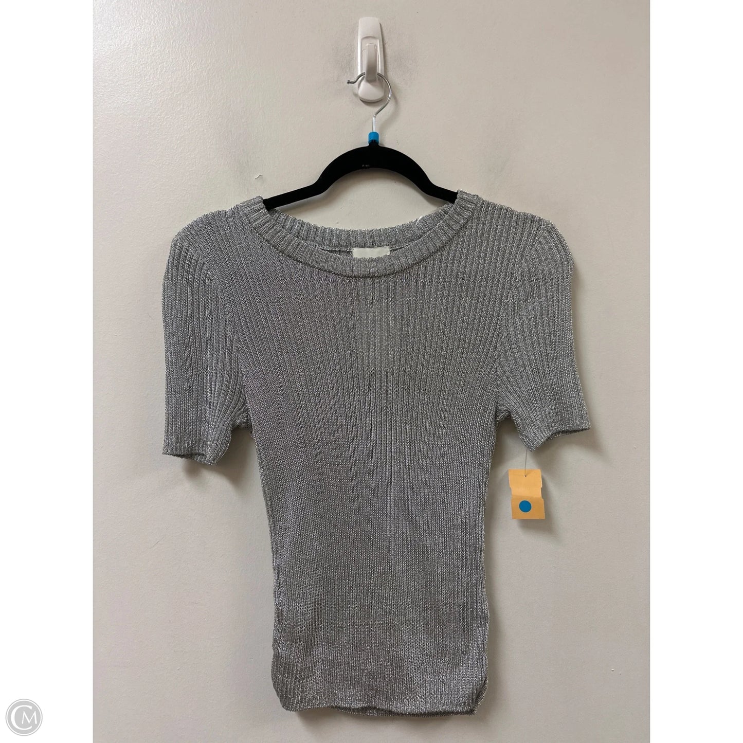 Top Short Sleeve By H&m In Silver, Size: M