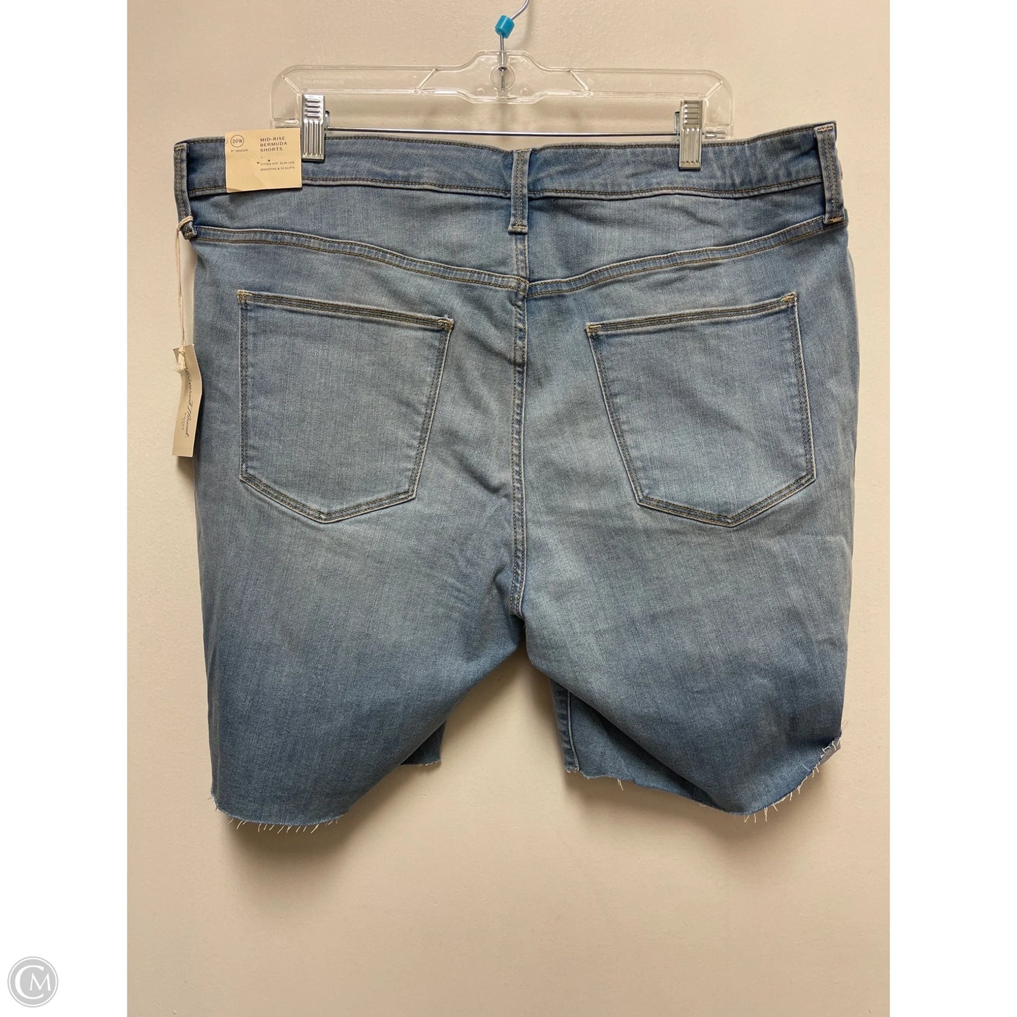 Shorts By Universal Thread In Blue Denim, Size: 20