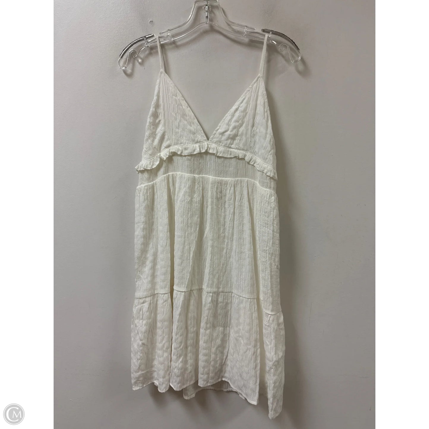 Dress Casual Short By Clothes Mentor In White, Size: S