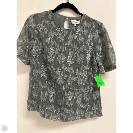 Top Short Sleeve By Clothes Mentor In Grey, Size: M