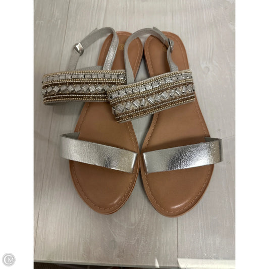 Sandals Flats By Clothes Mentor In Silver, Size: 8