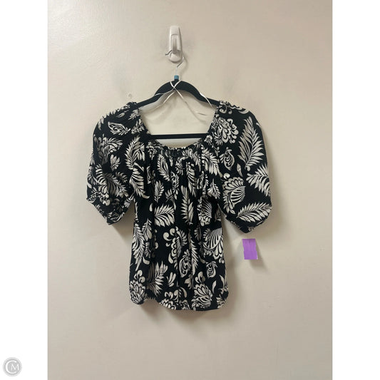Top Short Sleeve By Grace In Black & White, Size: S