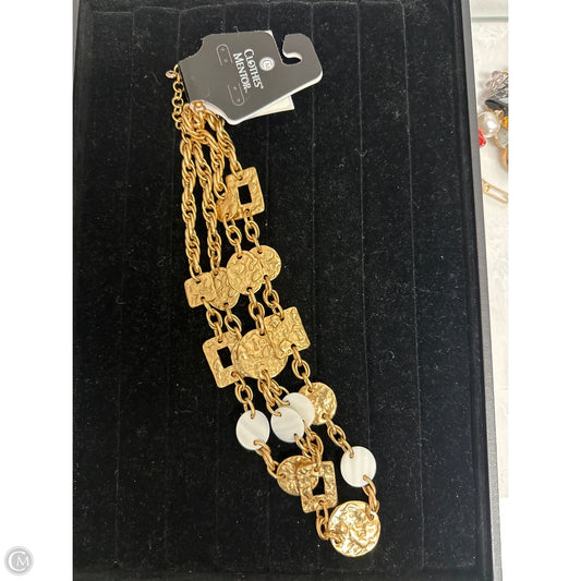 Necklace Layered By Clothes Mentor