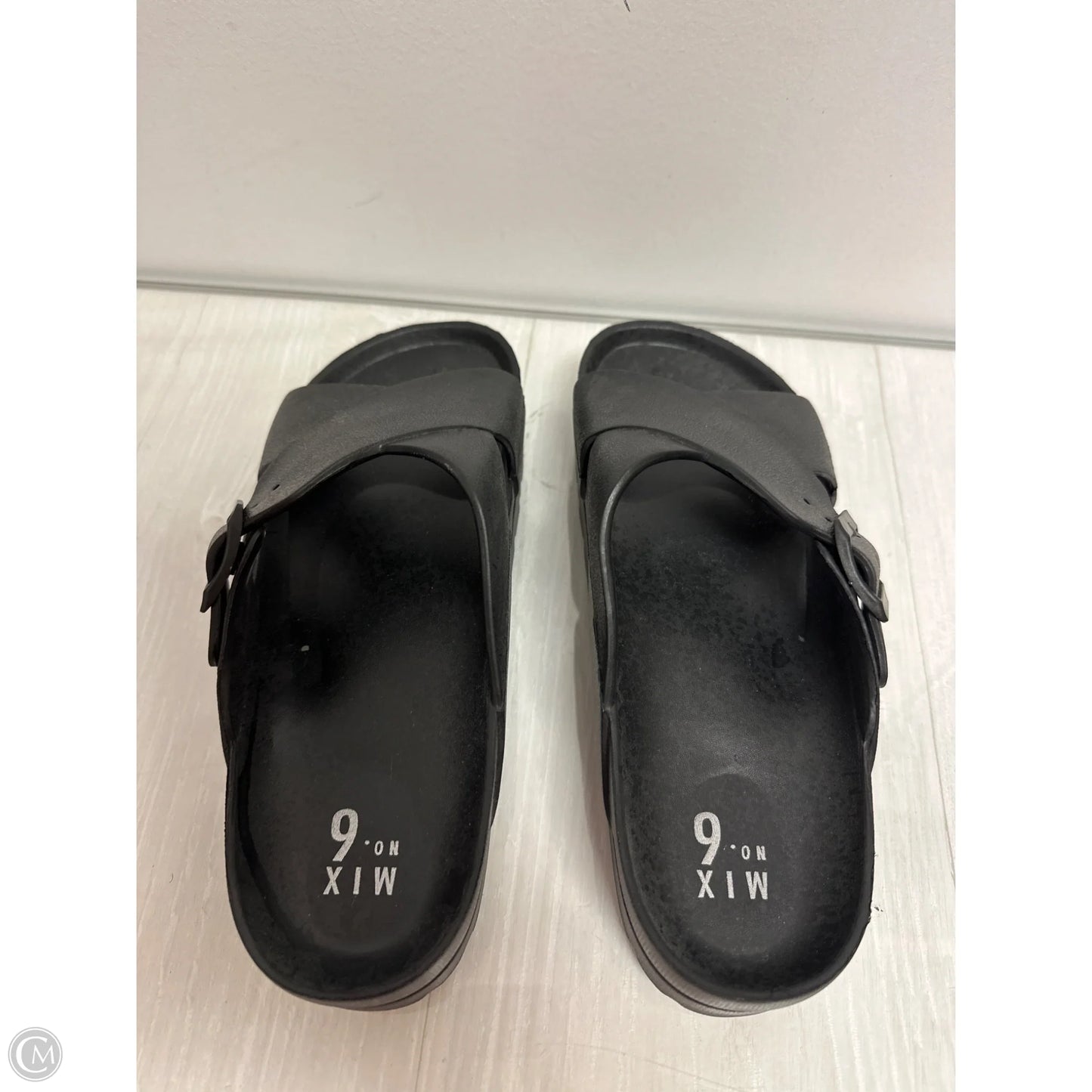 Sandals Flats By Mix No 6 In Black, Size: 9