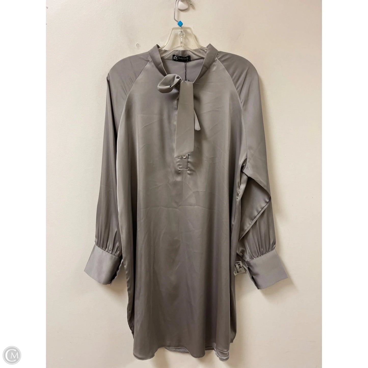 Dress Casual Short By Clothes Mentor In Grey, Size: L