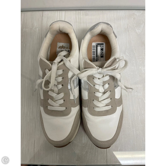 Shoes Sneakers By Dolce Vita In Cream & Silver, Size: 8