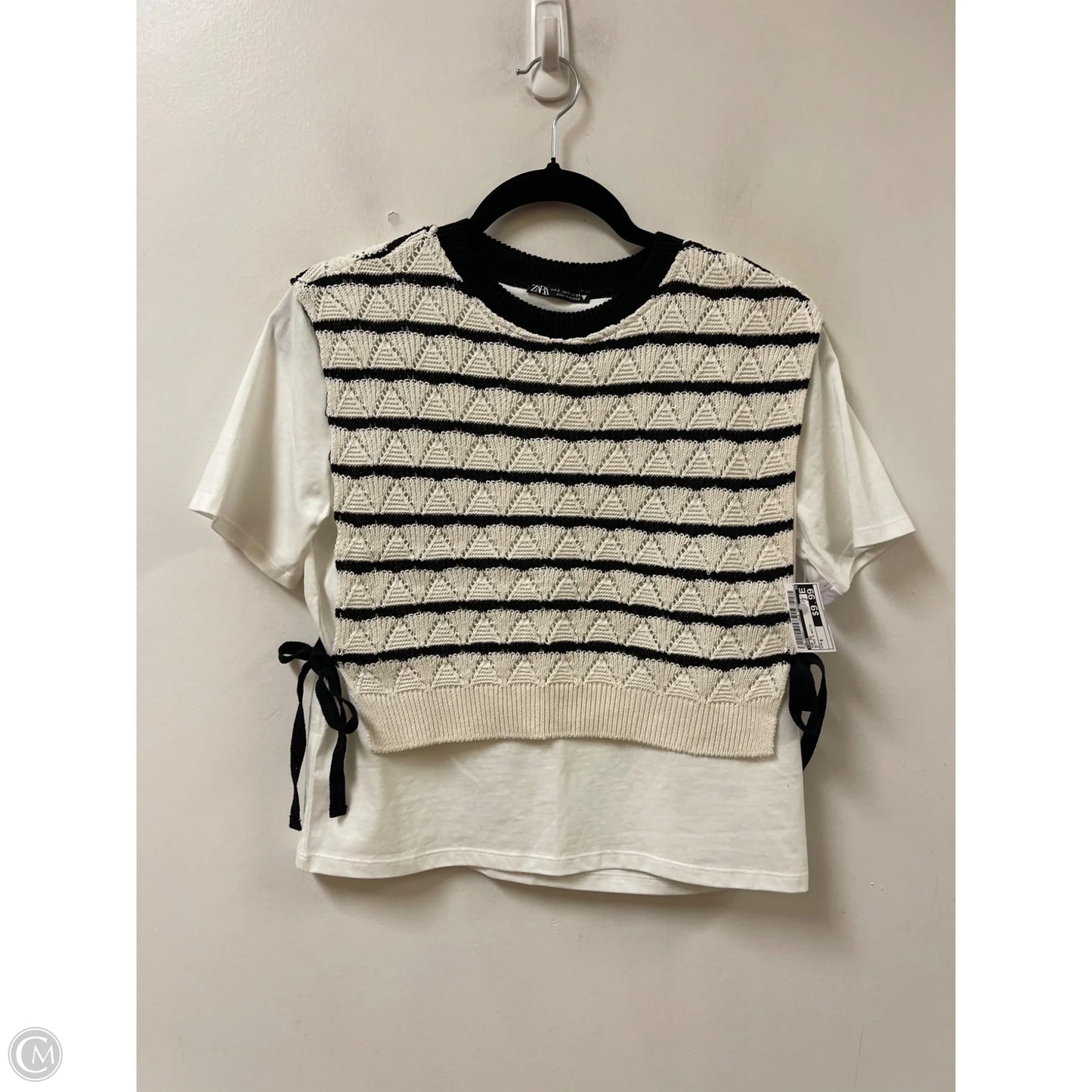 Top Short Sleeve By Zara In Black & White, Size: S