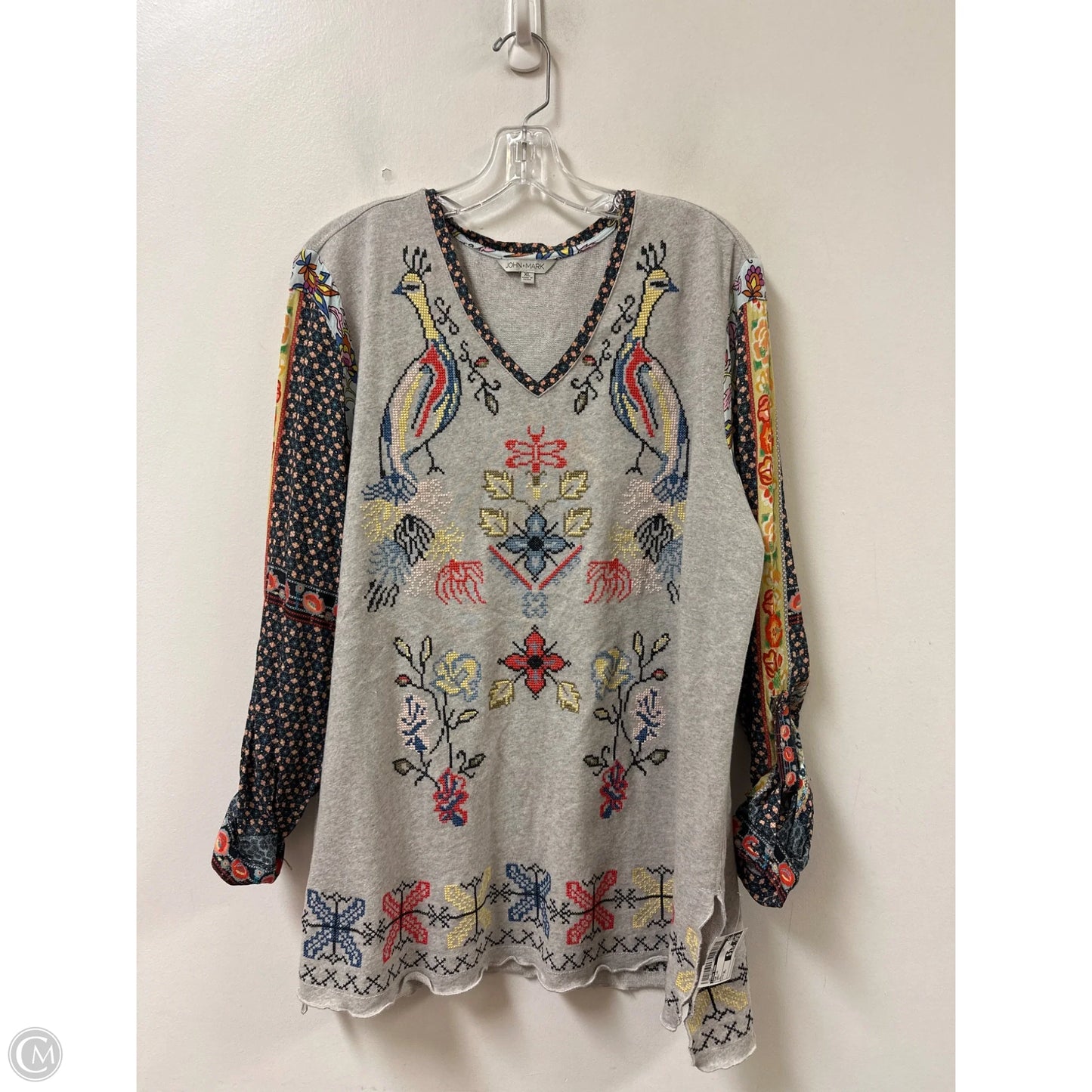 Top Long Sleeve By John Mark In Grey, Size: Xl