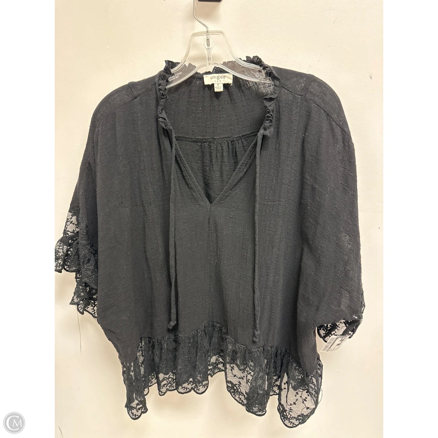 Top Short Sleeve By Umgee In Black, Size: M