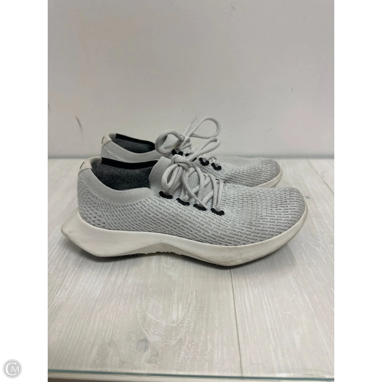 Shoes Athletic By Allbirds In White, Size: 8