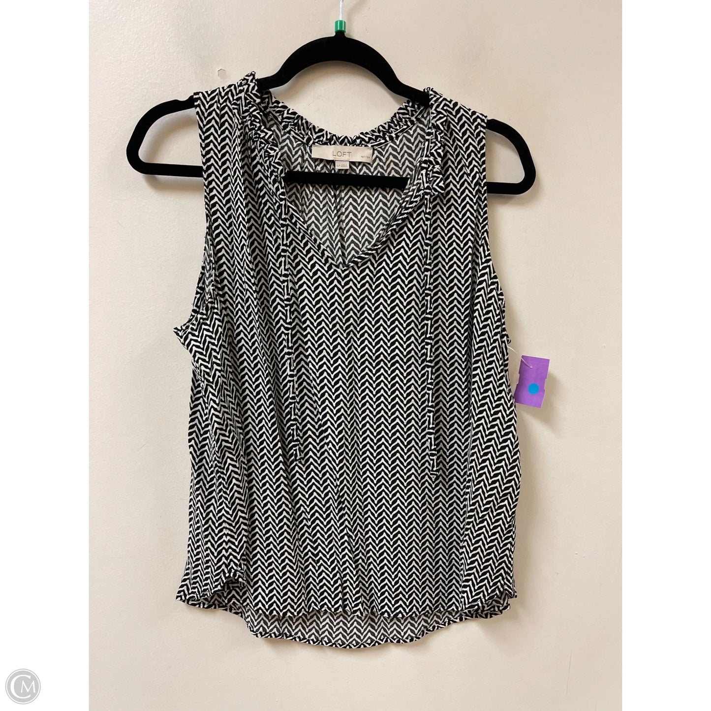 Top Sleeveless By Loft In Black & White, Size: Xsp