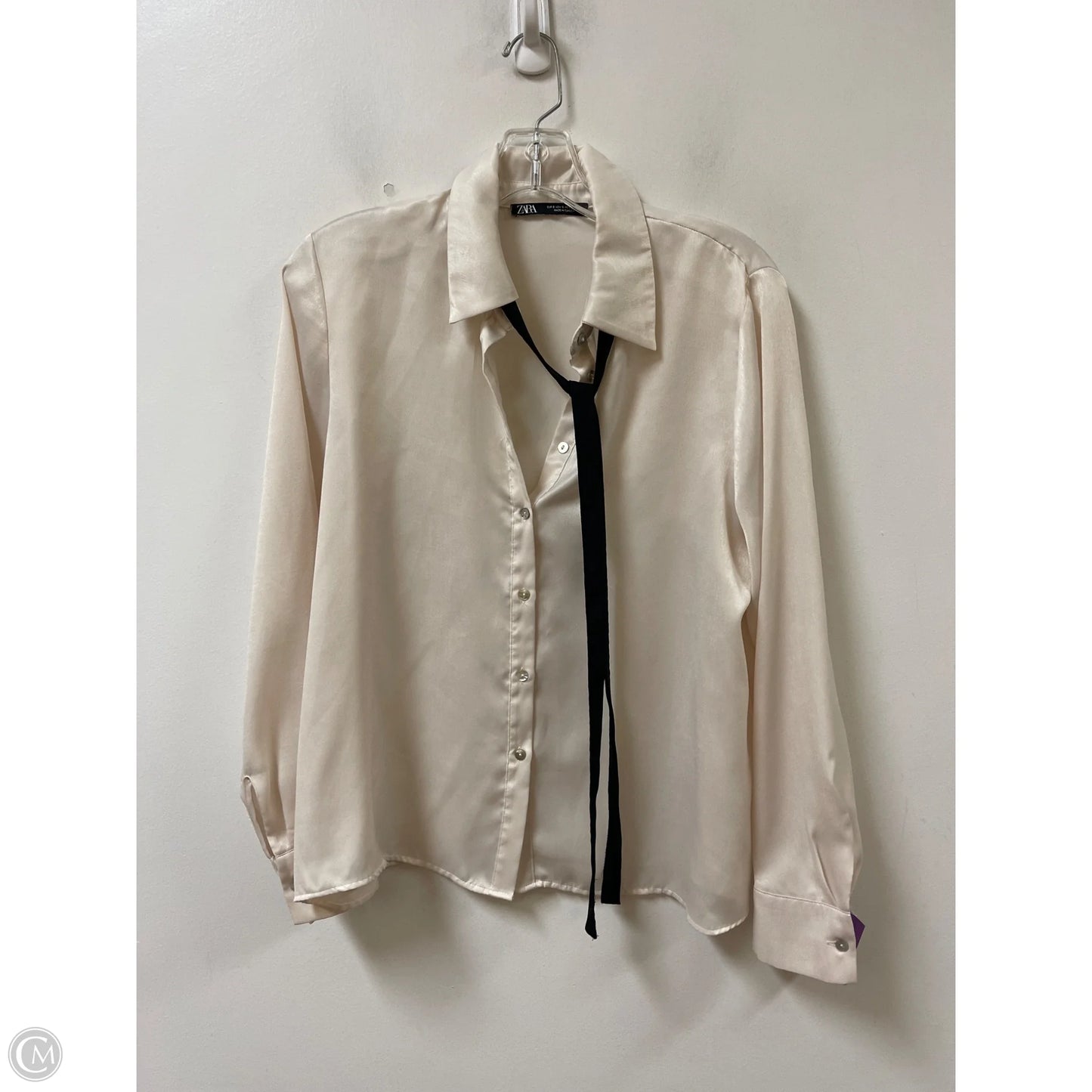 Blouse Long Sleeve By Zara In Cream, Size: S