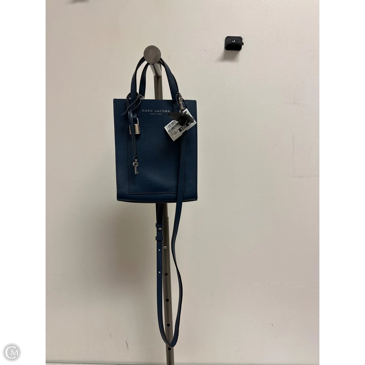 Crossbody Luxury Designer By Marc Jacobs, Size: Small