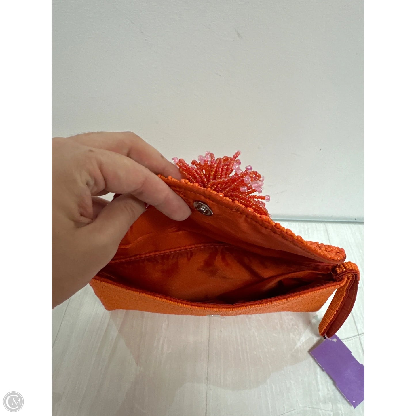 Wristlet By Clothes Mentor, Size: Medium