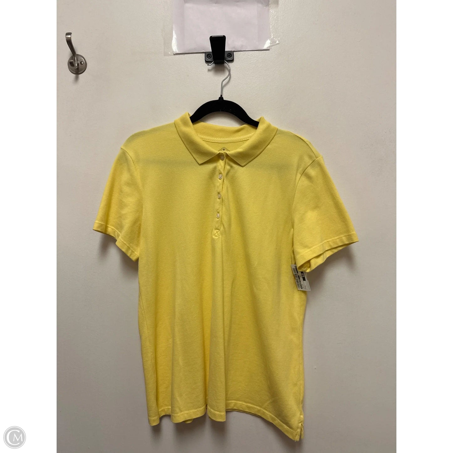 Top Short Sleeve By St Johns Bay In Yellow, Size: L