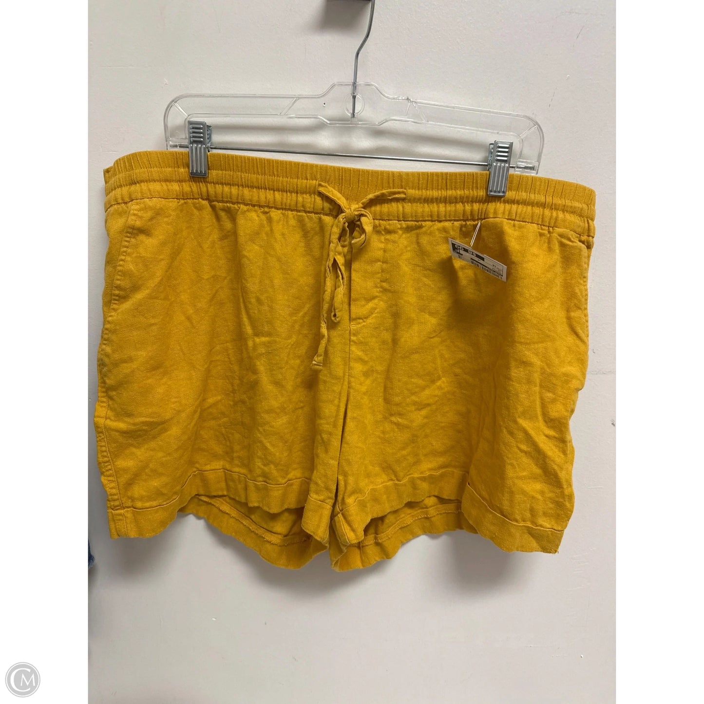 Shorts By Old Navy In Yellow, Size: 16