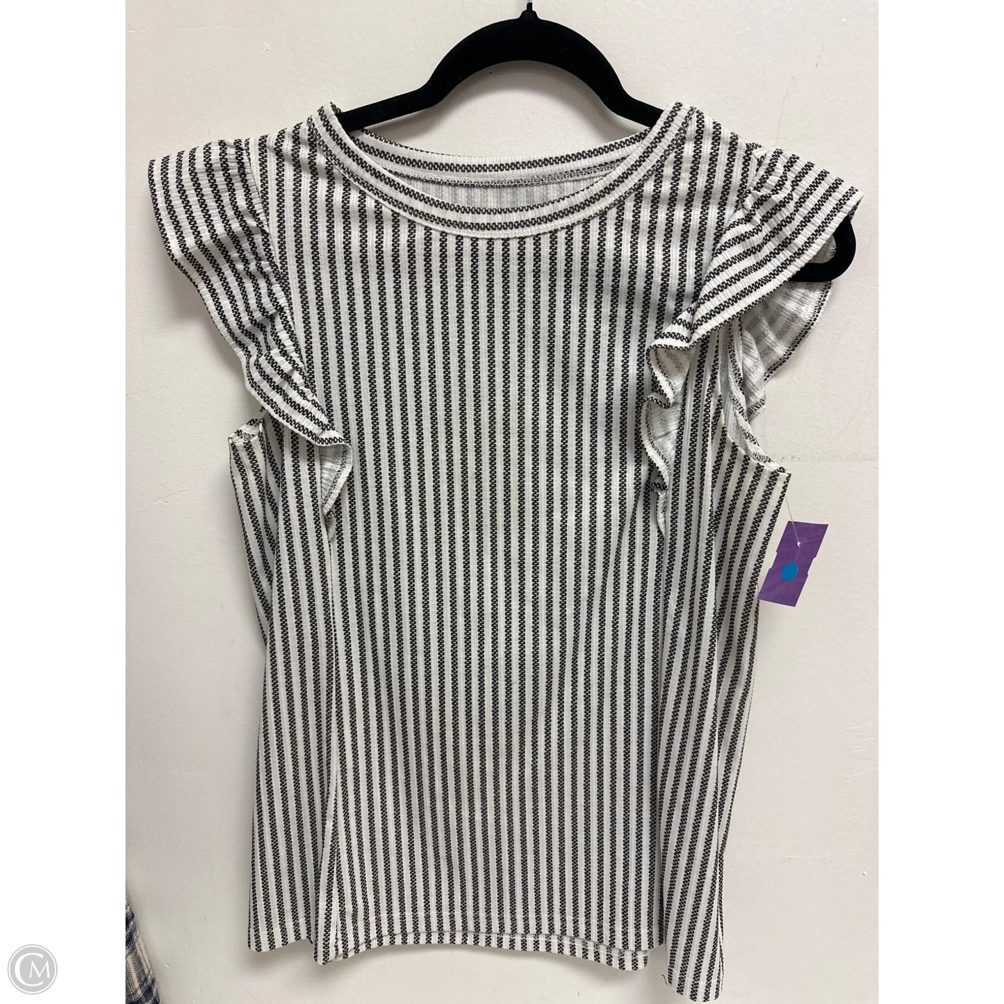 Top Short Sleeve By Clothes Mentor In Grey & White, Size: S