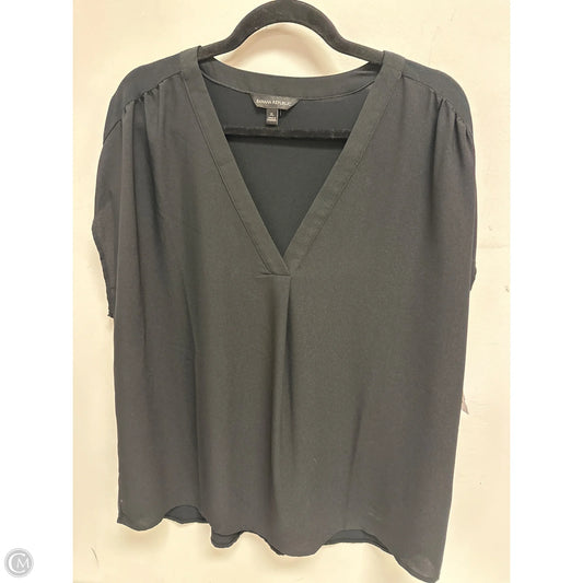 Top Short Sleeve By Banana Republic In Black, Size: Xl