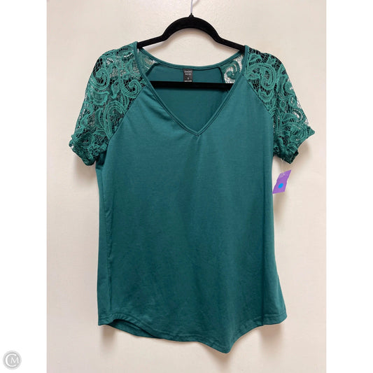 Top Short Sleeve By Emery Rose In Green, Size: S