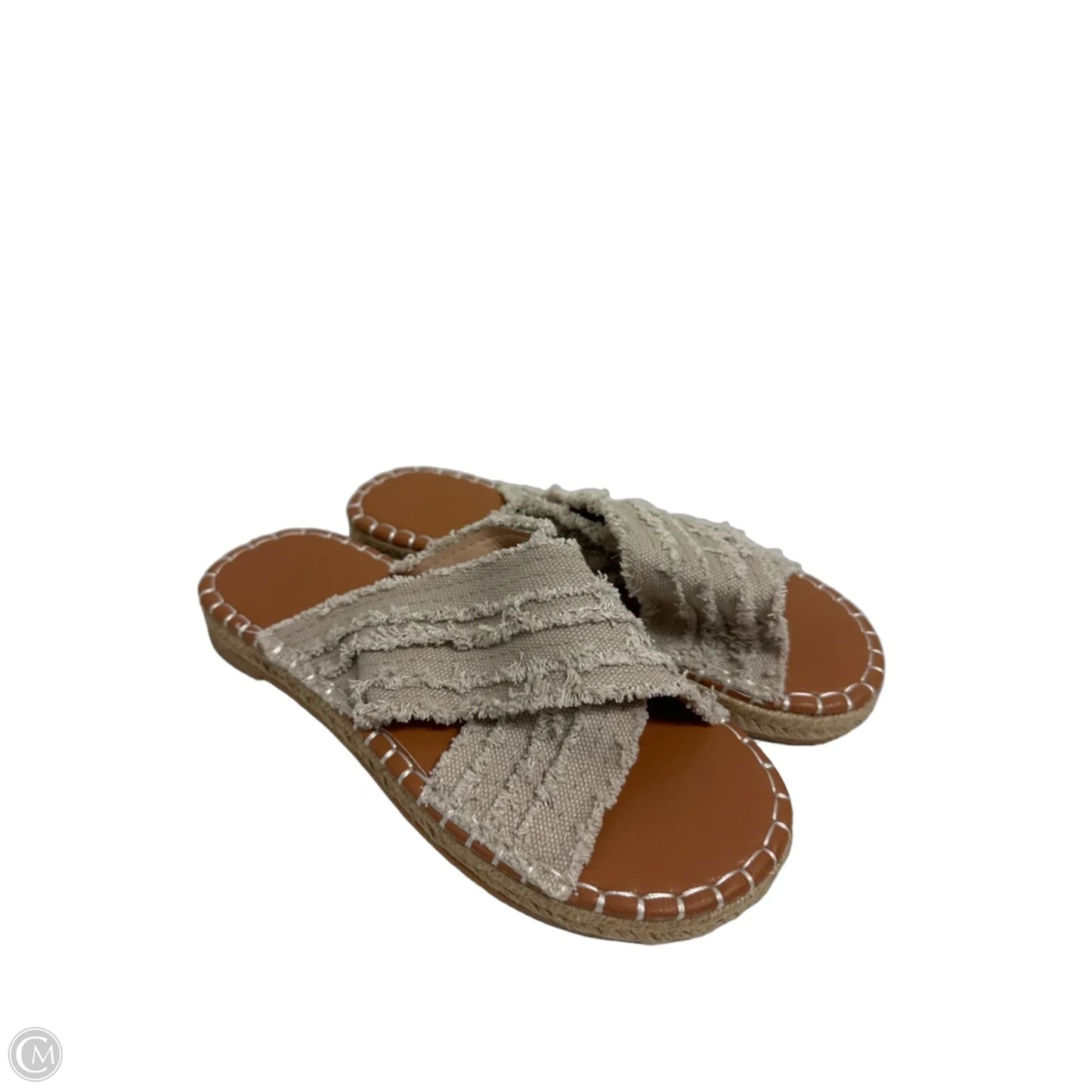 Sandals Flats By Clothes Mentor In Cream, Size: 5.5