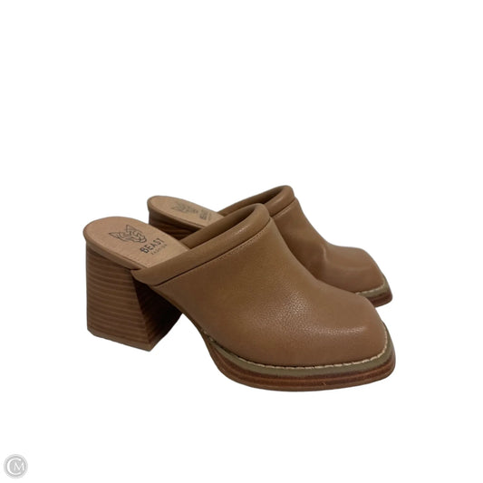 Shoes Heels Block By Clothes Mentor In Brown, Size: 6