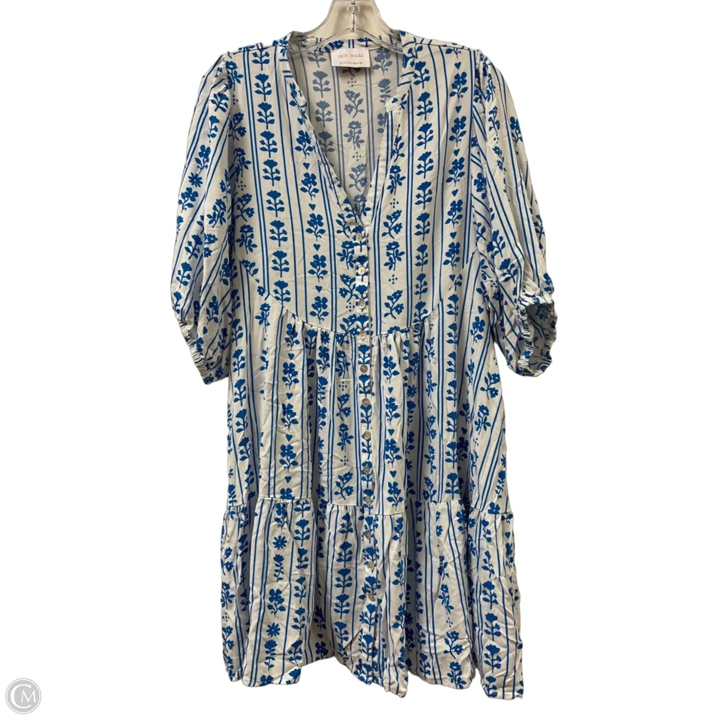 Dress Casual Short By Clothes Mentor In Blue & White, Size: M