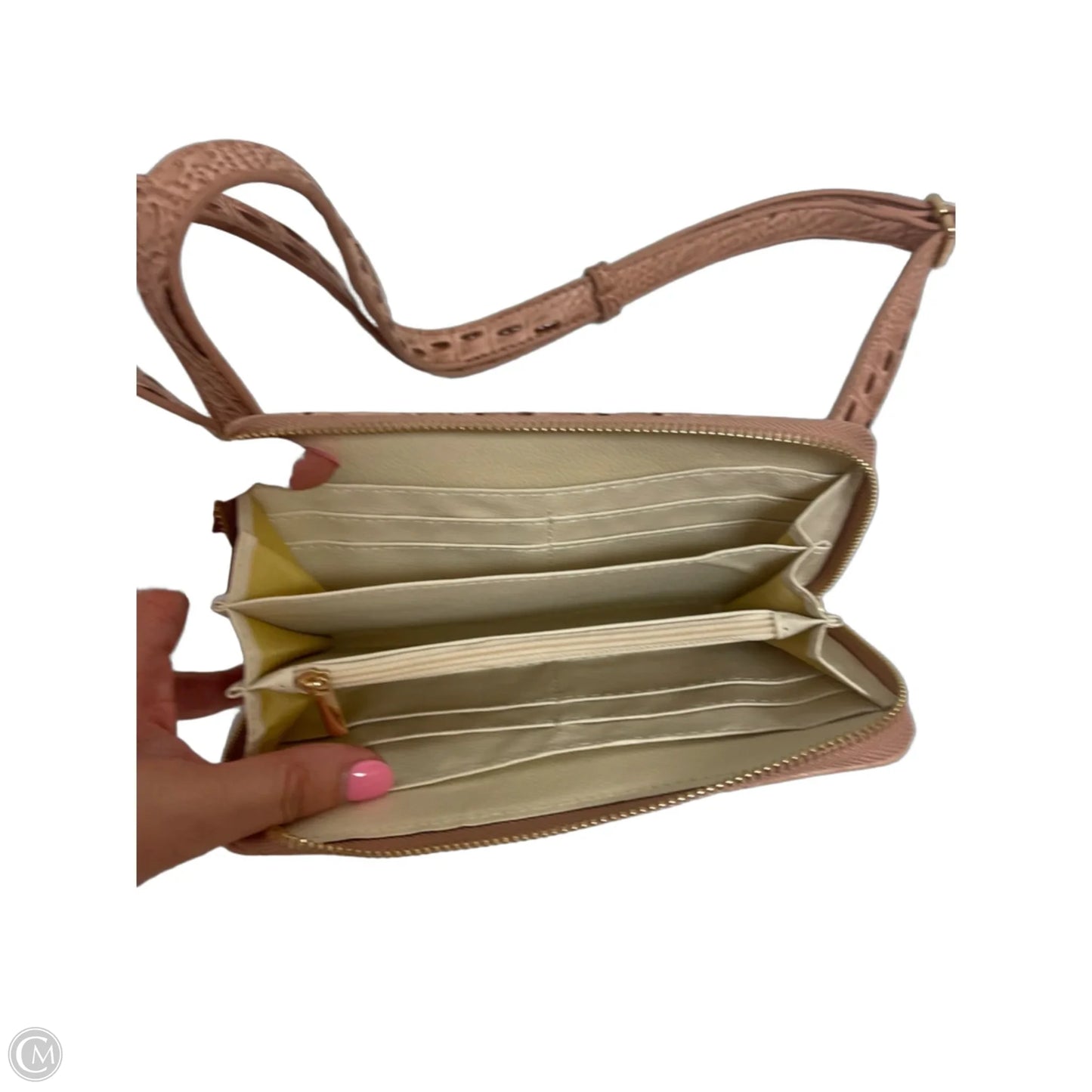 Crossbody By Clothes Mentor, Size: Small