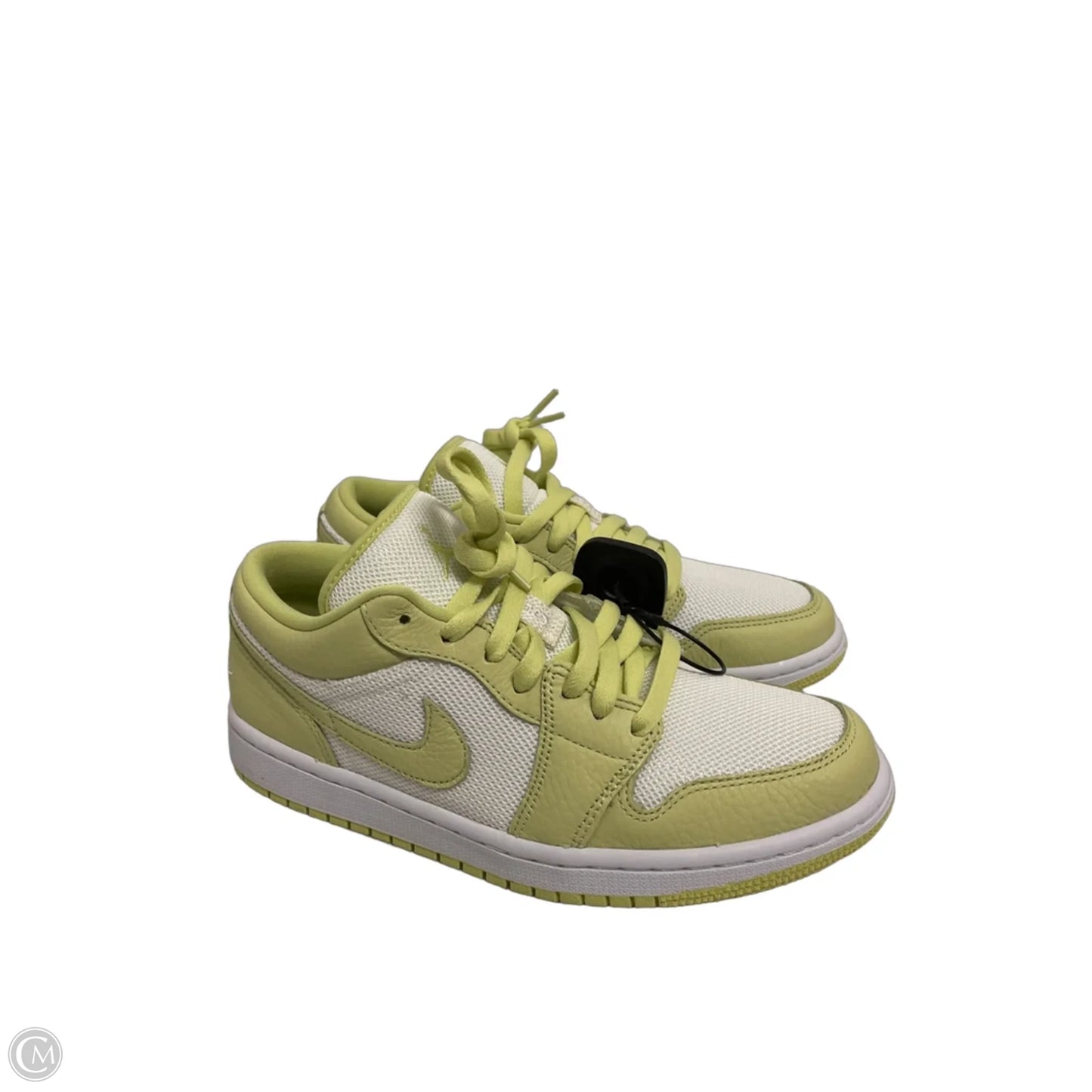 Shoes Sneakers By Nike In Green & White, Size: 9