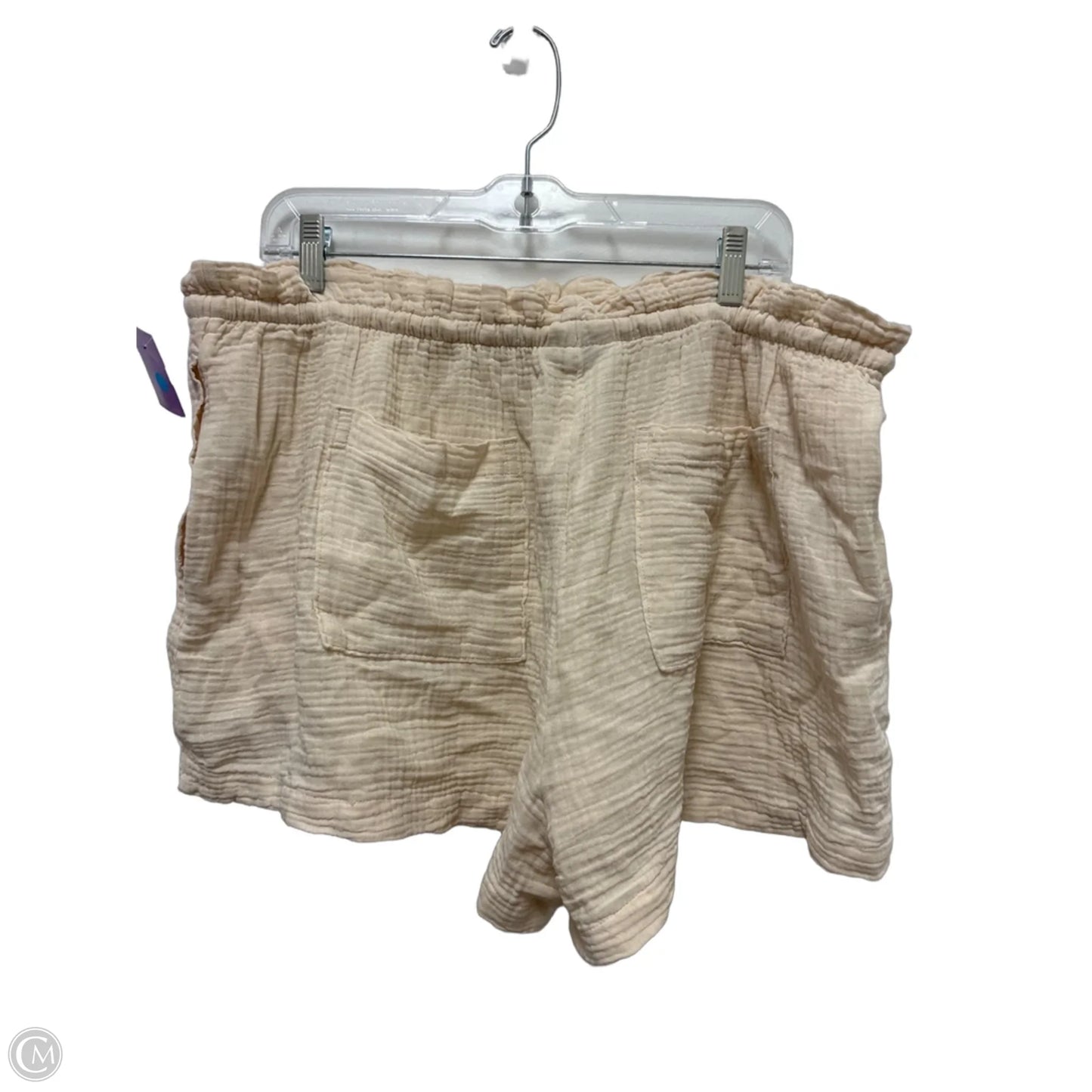 Shorts By Universal Thread In Cream, Size: 16