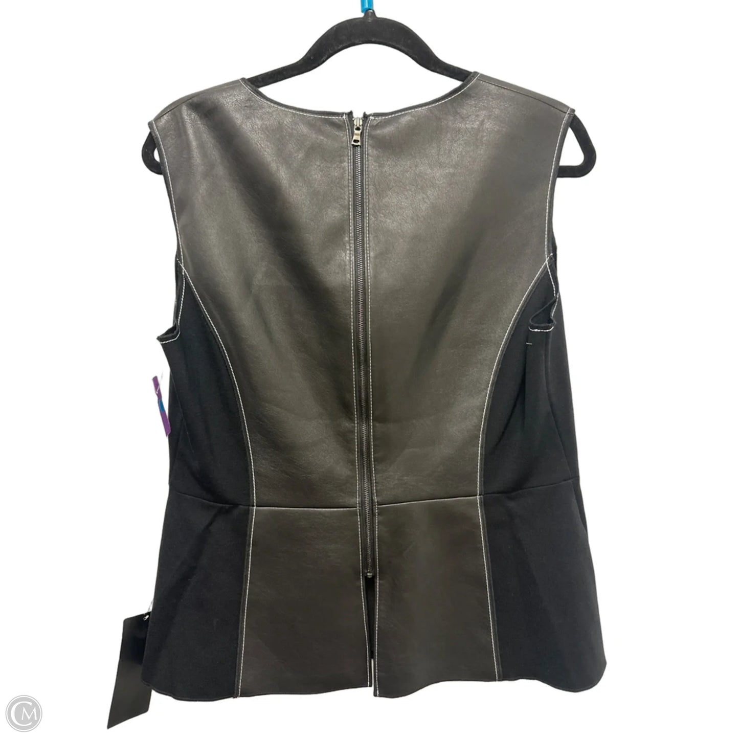 Top Sleeveless By Bcbgmaxazria In Black, Size: L