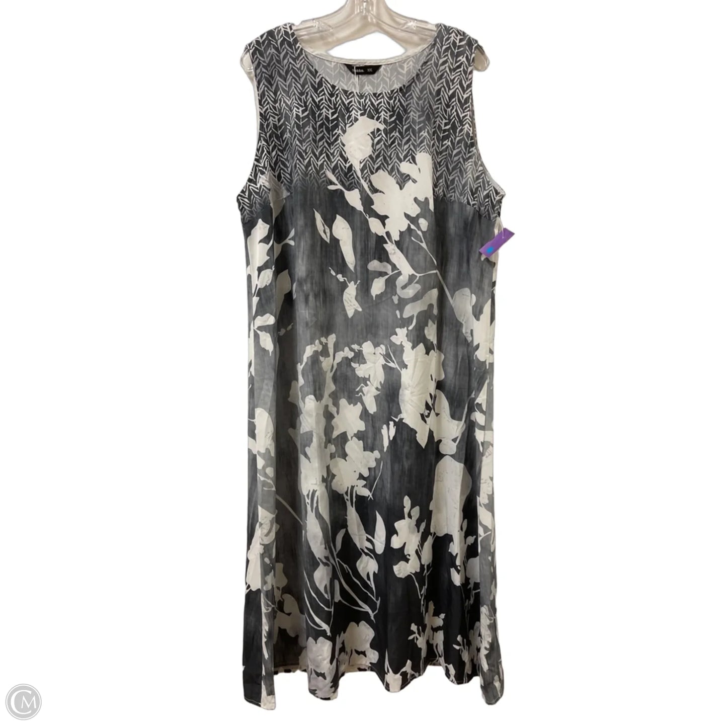 Dress Casual Maxi By Clothes Mentor In Grey & White, Size: 1x
