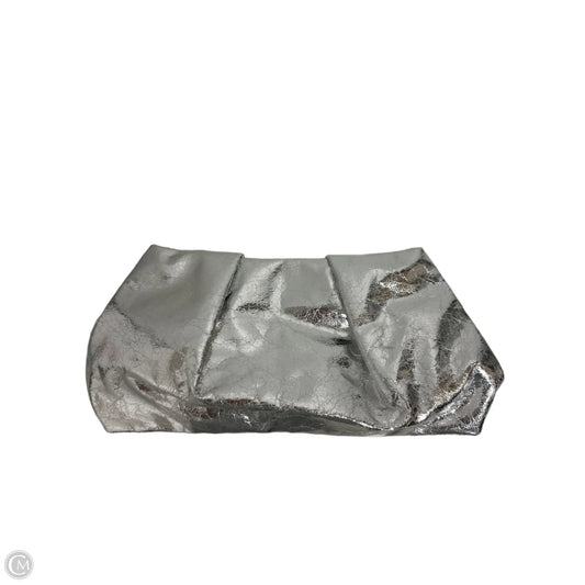 Clutch By Clothes Mentor, Size: Medium