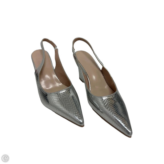 Shoes Heels Wedge By Clothes Mentor In Silver, Size: 11.5