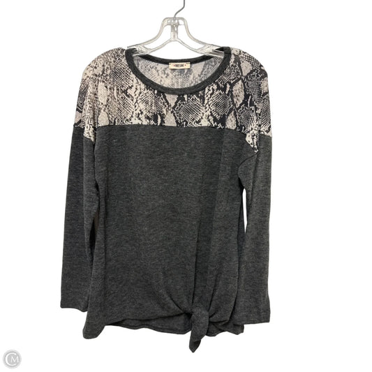 Top Long Sleeve By First Love In Grey, Size: S