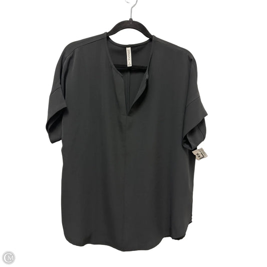Top Short Sleeve By Zenana In Black, Size: S