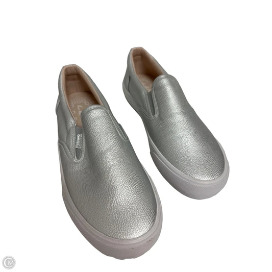 Shoes Flats By Clothes Mentor In Silver, Size: 9
