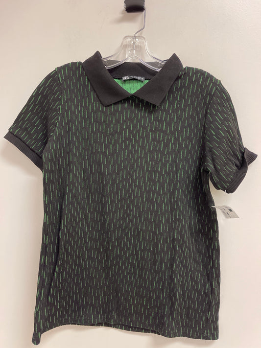 Top Short Sleeve By Zara In Black & Green, Size: S