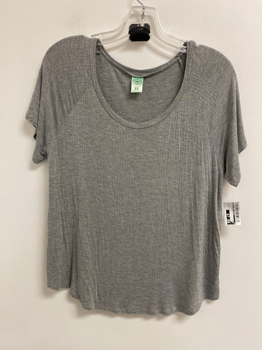 Top Short Sleeve Basic By Clothes Mentor In Grey, Size: M