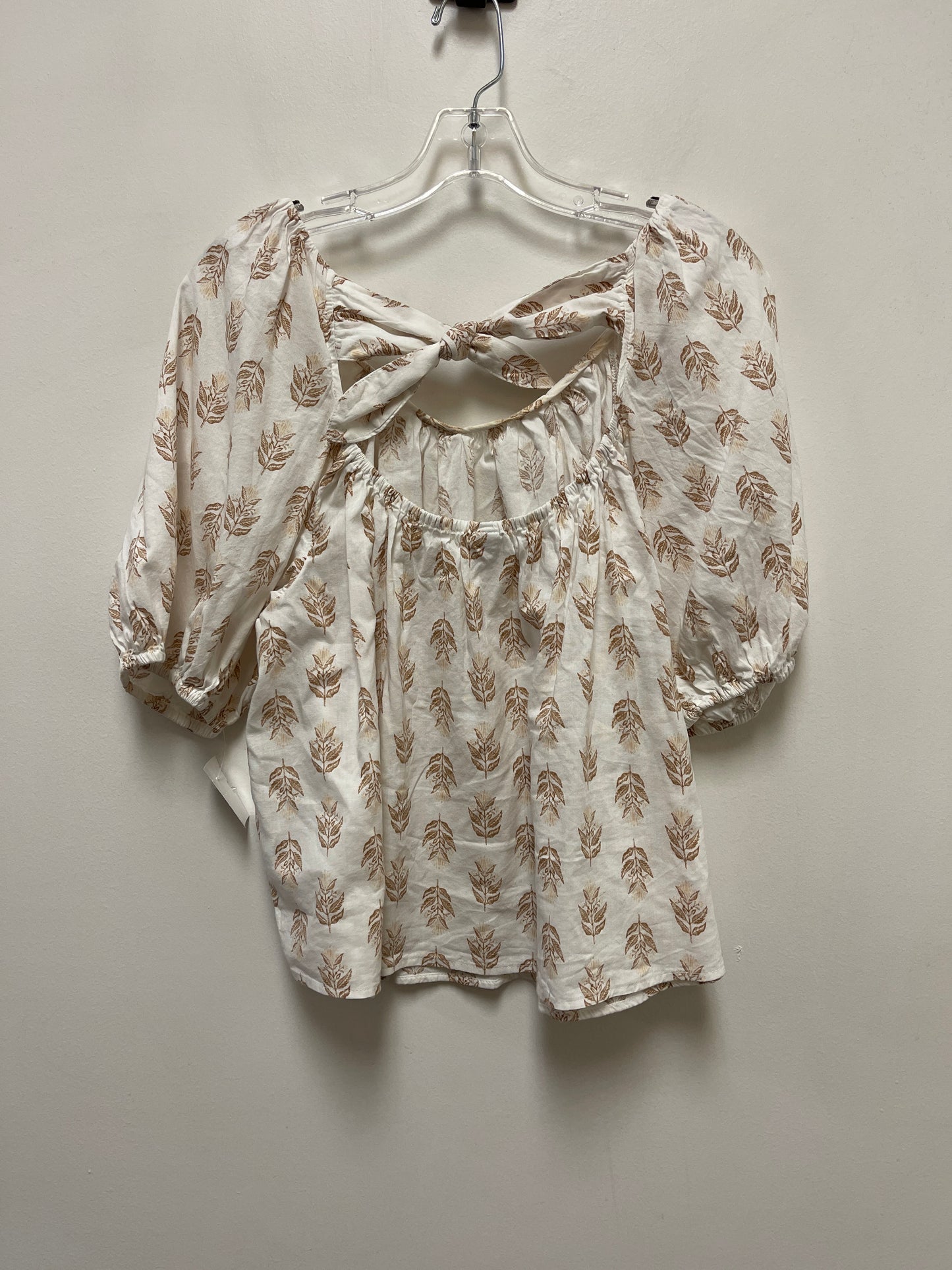 Cream Top Short Sleeve Old Navy, Size L