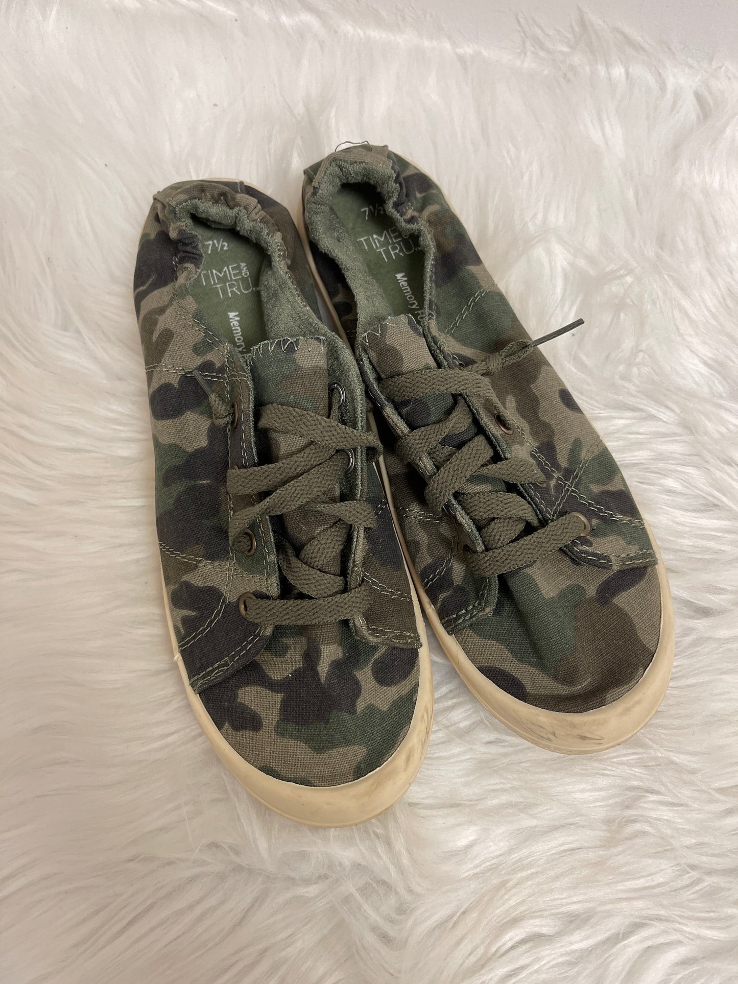 Camouflage Print Shoes Sneakers Time And Tru, Size 7.5