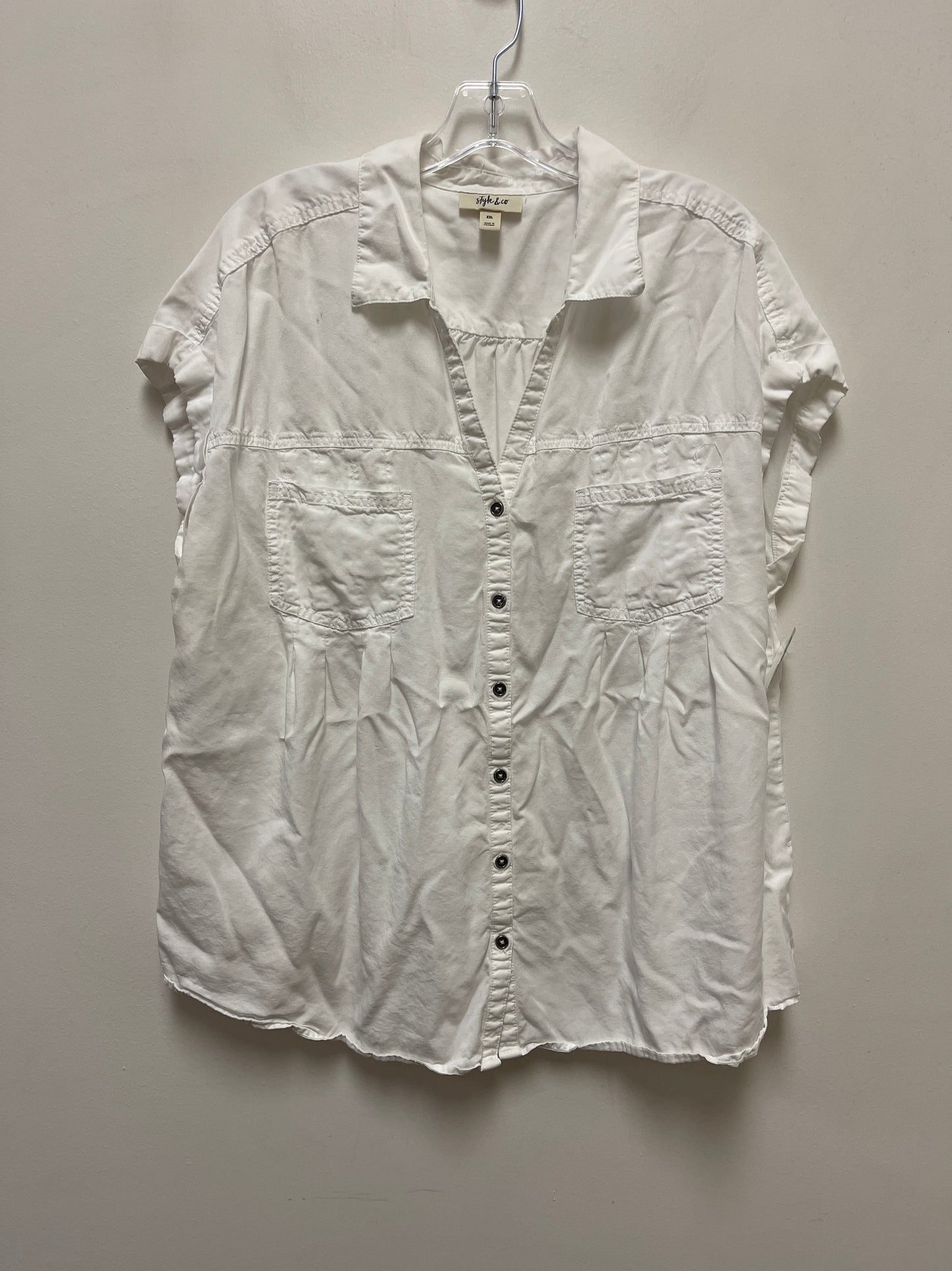 White Top Short Sleeve Style And Company, Size 2x