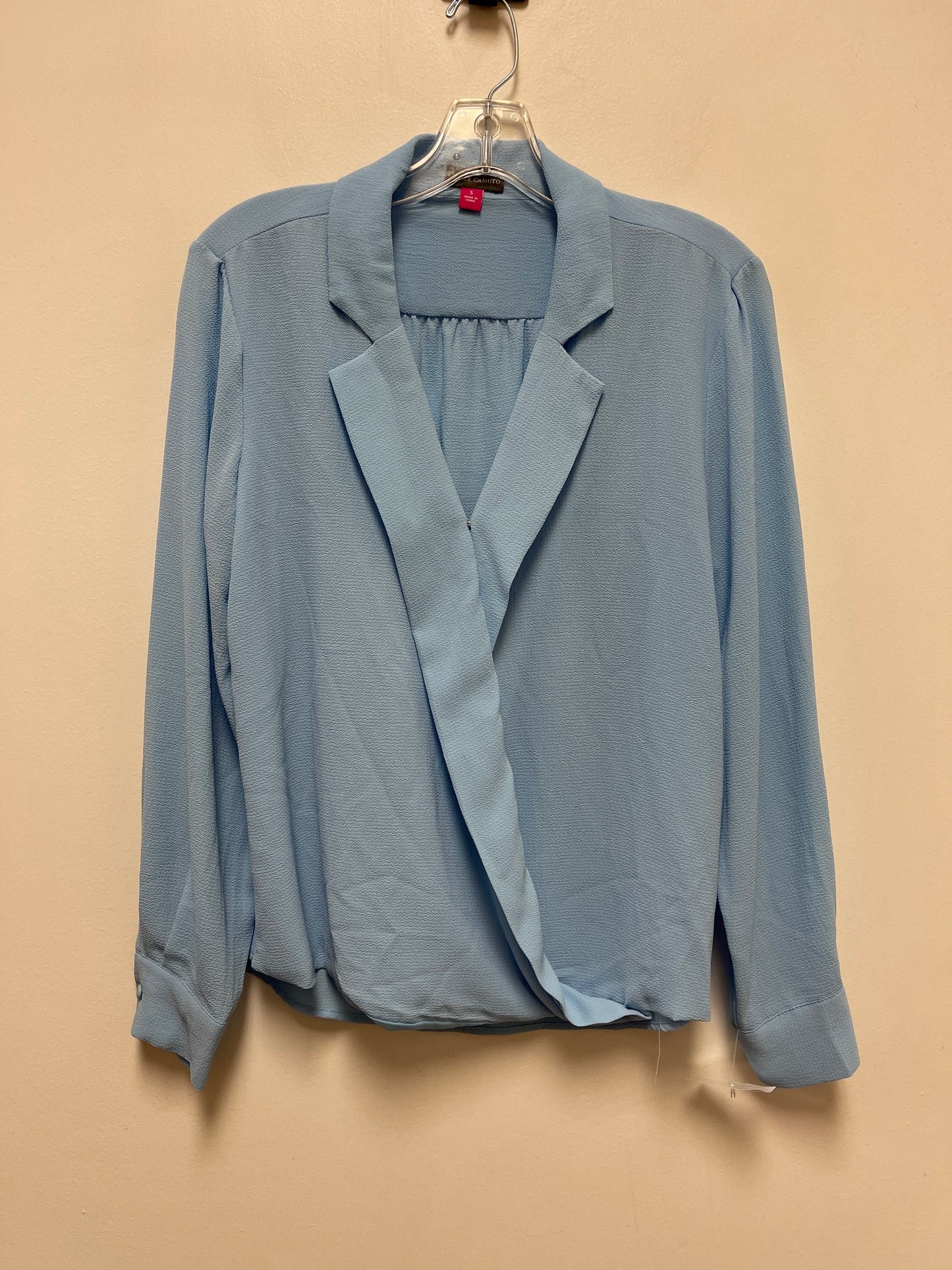 Top Long Sleeve By Vince Camuto In Blue, Size: S