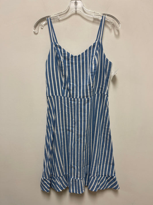 Dress Casual Short By Old Navy In Striped Pattern, Size: S