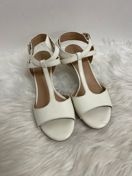 White Sandals Heels Kitten Antonio Melani, Size 8.5